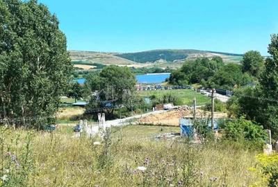Teren de 2000 mp, în Ciurila