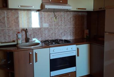 Apartament cu 3 camere decomandat în Central - 2