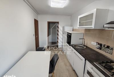 Apartament cu 3 camere decomandat în Dumbrăvița
