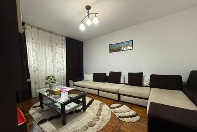 Apartament cu 4 camere decomandat, mobilat în Poarta 6 - 4