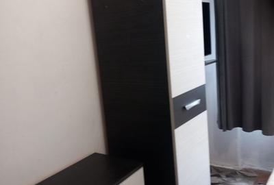 Garsonieră decomandată în Central
