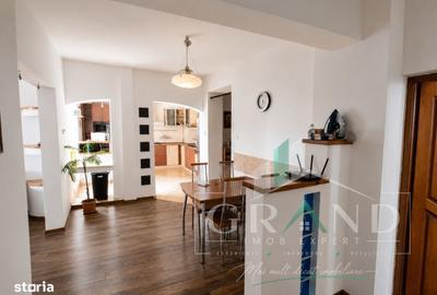 Apartament cu 4 camere semidecomandat în Zorilor