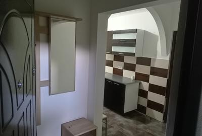 Apartament cu 2 camere semidecomandat în Tudor Vladimirescu