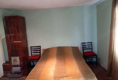 Casă cu 6 camere cu Teren 300 Mp în Central