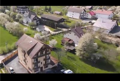 Casă cu 6 camere cu Teren 1300 Mp în Bran