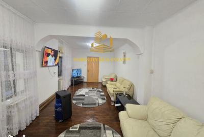 Casă cu 10 camere cu Teren 200 Mp în Chitila - 5