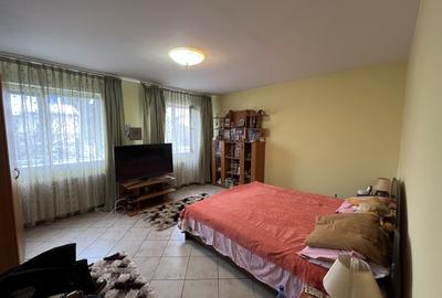 Casă individuală cu 7 camere cu Canalizare în Ultracentral - 2
