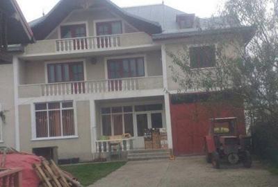 Casă cu Teren 1800 Mp în Vadu Moldovei - 10