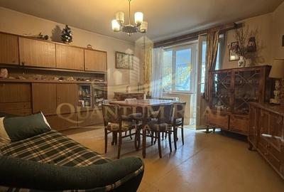 Apartament cu 3 camere semidecomandat în Tineretului - 2