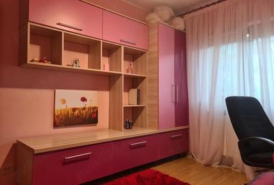 Apartament cu 3 camere decomandat în C5 - 4