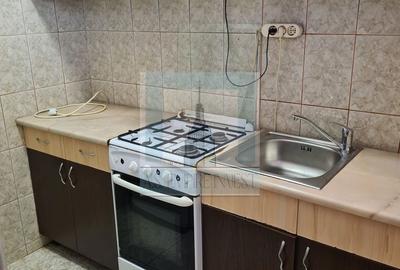 Garsonieră semidecomandată în Tractorul - 5