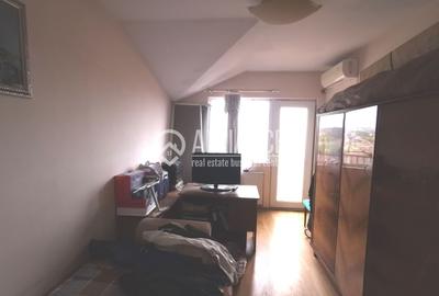 Casă individuală cu 5 camere cu Canalizare în Central - 6