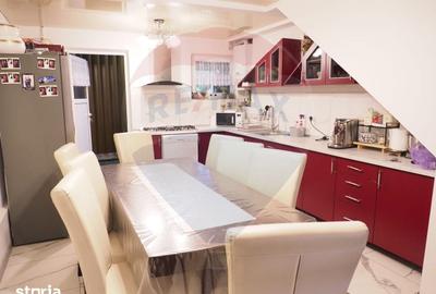 Casă cu 9 camere cu Teren 370 Mp în Central - 12