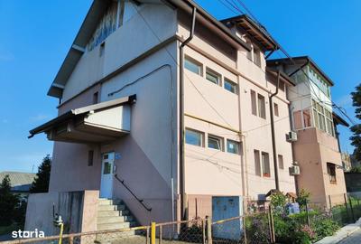 Apartament cu 2 camere decomandat în Fălticeni - 10