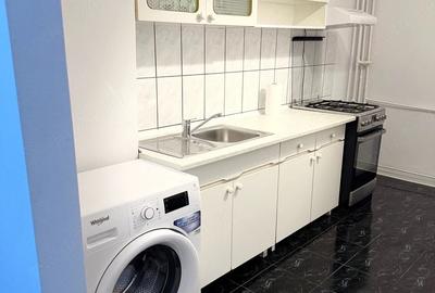 Apartament cu 2 camere decomandat în Aradului