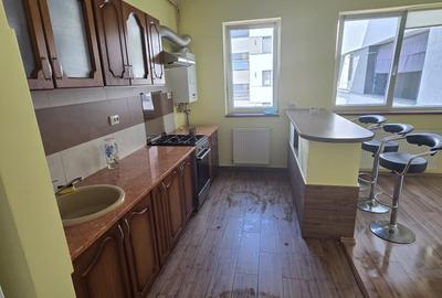 Apartament cu 2 camere semidecomandat în Florești