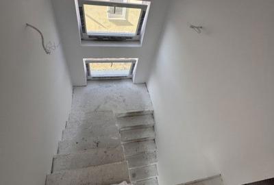 Casă cu 5 camere cu Teren 500 Mp în Bucovăț - 8
