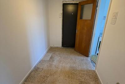 Apartament cu 3 camere semidecomandat în 1 Decembrie 1918 - 3