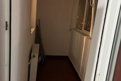 Apartament cu 2 camere decomandat în Ghencea