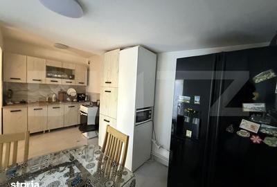 Casă cu 5 camere cu Teren 684 Mp în Botiz - 1