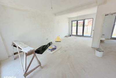 Casă cu 4 camere cu Teren 220 Mp în Ghencea