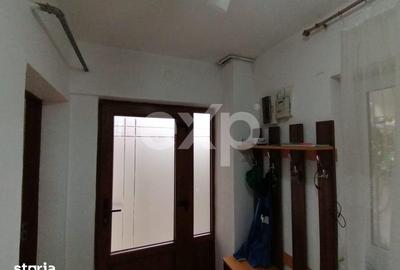 Casă cu 3 camere cu Teren 30 Mp în Central - 5
