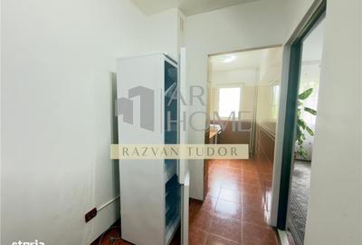 Apartament cu 3 camere semidecomandat în Mihai Bravu