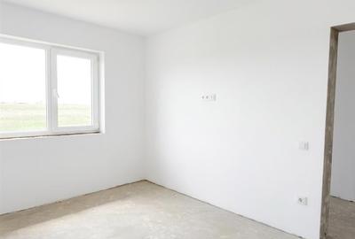Duplex cu 5 camere cu Canalizare în Nojorid - 5
