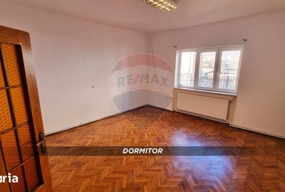 Casă cu 5 camere cu Teren 219 Mp în Orașul Vechi