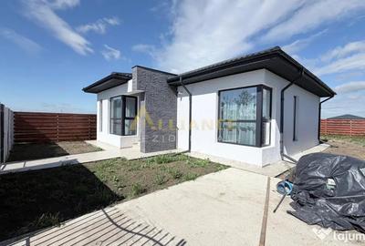 Casă cu 3 camere cu Teren 375 Mp în Berceni - 2