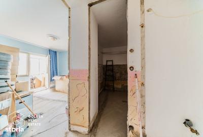 Apartament cu 3 camere decomandat în Alfa
