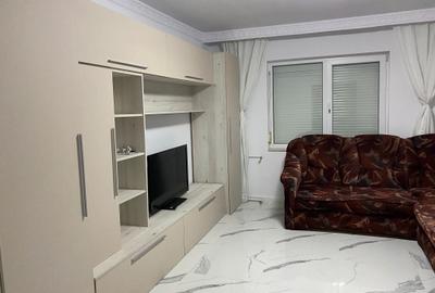 Garsonieră decomandată în CET - 5