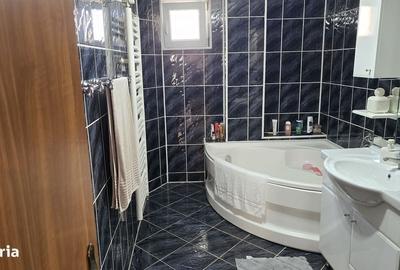 Apartament cu 3 camere decomandat în Dorobanți