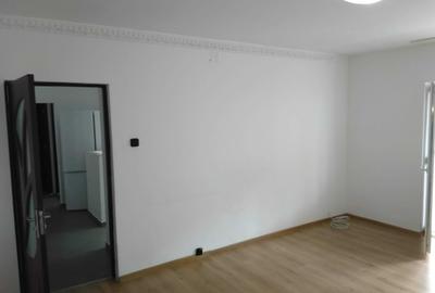 Apartament cu 2 camere decomandat în Unirii - 1