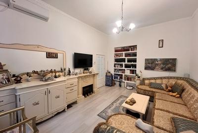 Apartament cu 3 camere decomandat în Universitate