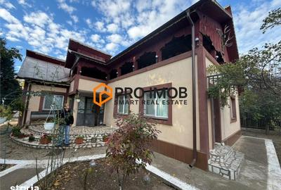 Casă cu 4 camere decomandat cu Teren 2623 Mp în Săgeata