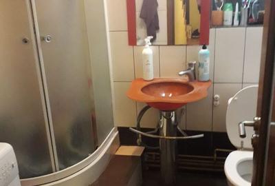 Casă cu 5 camere cu Teren 500 Mp în Domnești - 6