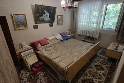 Apartament cu 4 camere decomandat în Berceni