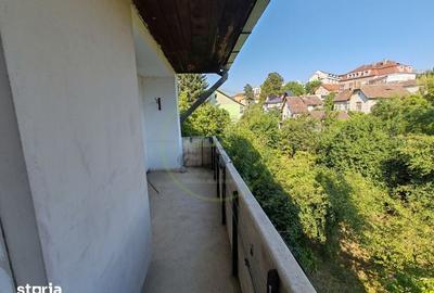 Apartament cu 3 camere decomandat în Ștrand