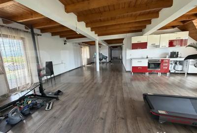 Casă cu 3 camere cu Teren 3000 Mp în Central