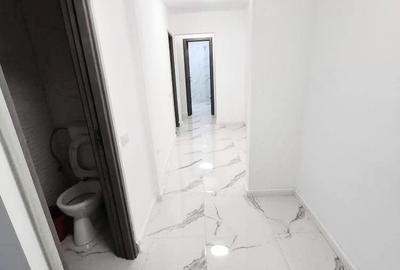 Apartament cu 3 camere decomandat în Dacia - 2