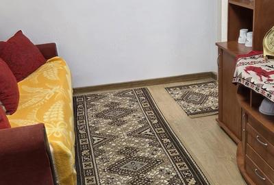 Apartament cu 2 camere semidecomandat în Micro 14