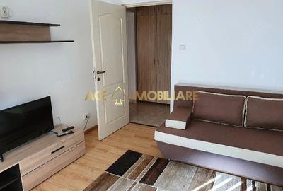 Apartament cu 2 camere decomandat, mobilat în Păcii