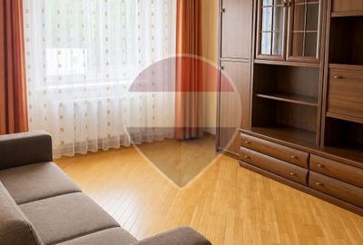 Apartament cu 3 camere decomandat, mobilat în Păcurari