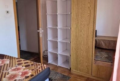 Apartament cu 3 camere decomandat, mobilat în 1 Mai