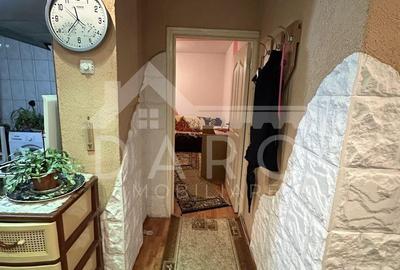 Apartament cu 2 camere decomandat în Rovinari - 5