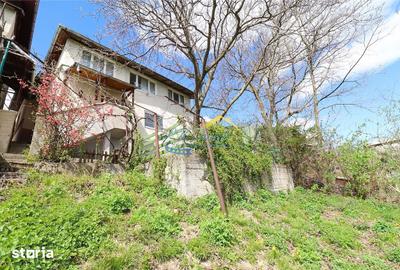 Apartament cu 3 camere în Podul Vadului
