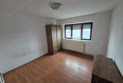 Apartament cu 3 camere decomandat în Dorobanți 1 - 7