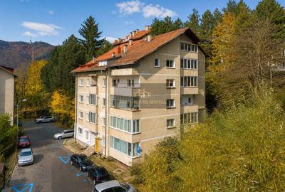 Apartament cu 2 camere decomandat în Brașovul Vechi - 2