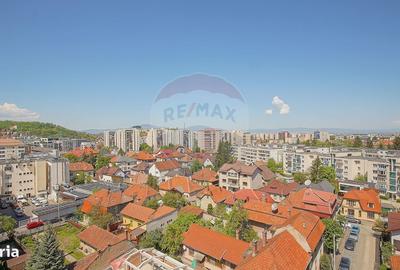 Apartament cu 3 camere, mobilat în Centrul Civic